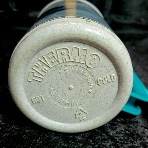 Coca Cola - Perkins Polar Bear Insulated Mug - Picture 6 of 6